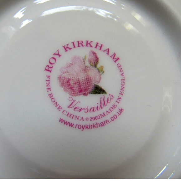 Roy Kirkham~Versailles 2003 Tea Cup and Saucer Fine Bone China~England - Picture 7 of 9